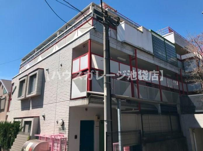 カサール目白台の外観