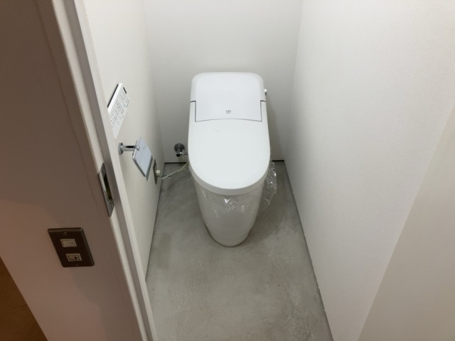 W&R APARTMENT 02のトイレ