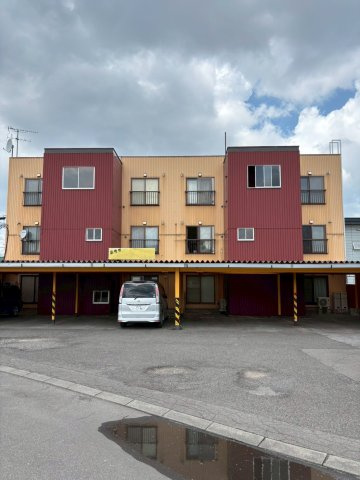 イナヤマコーポラス