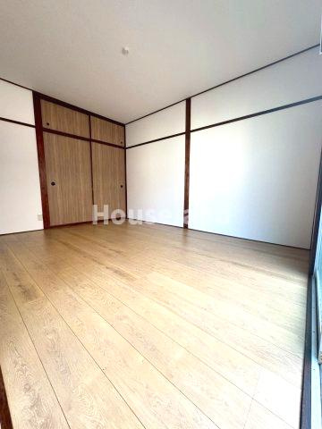 和歌浦アパートの洋室