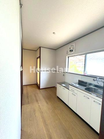 和歌浦アパートのキッチン