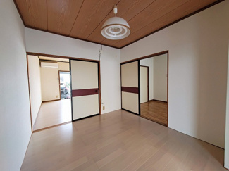【洋室】 | 第一富澤ハイツ