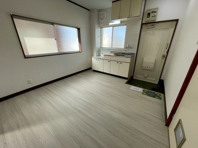 田中ハイツの玄関