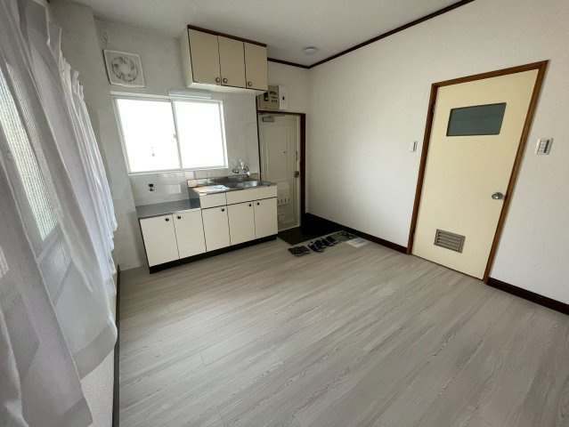 【居間・リビング】 | 田中ハイツ