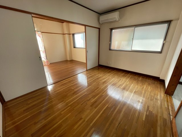 田中ハイツの洋室