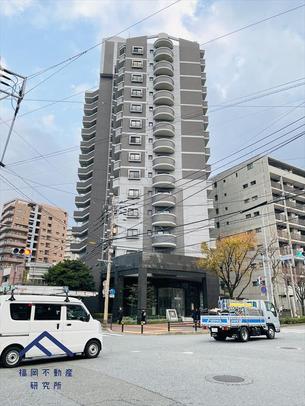 アンピールラトゥール別府の外観