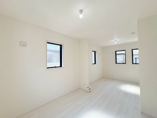 【洋室】 | 川越市仙波町3丁目　新築分譲　「川越駅」車6分　敷地39坪　【第一小学区】