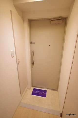 サンプレイス　仲介手数料無料の玄関