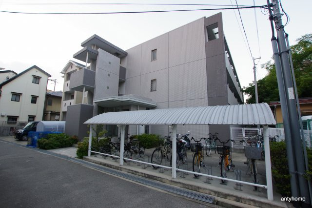 サンプレイス　仲介手数料無料の外観