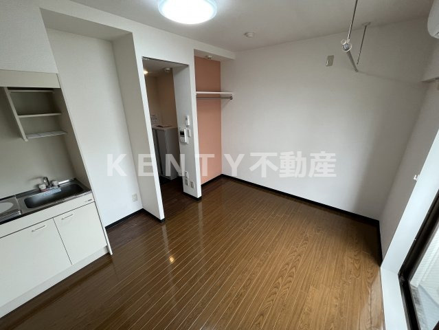 【洋室】 | ＮＵ　ＴＥＲＲＡＣＥ鵜の木 | 落ち着いた色調の洋室です