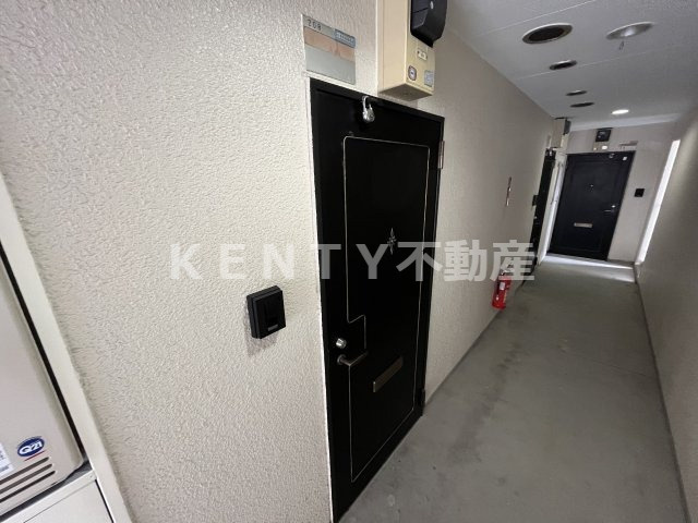 【玄関】 | ＮＵ　ＴＥＲＲＡＣＥ鵜の木 | 毎日通る玄関はこちらです