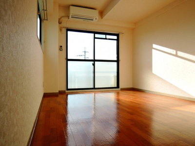 【居間・リビング】 | ハイツタナカ