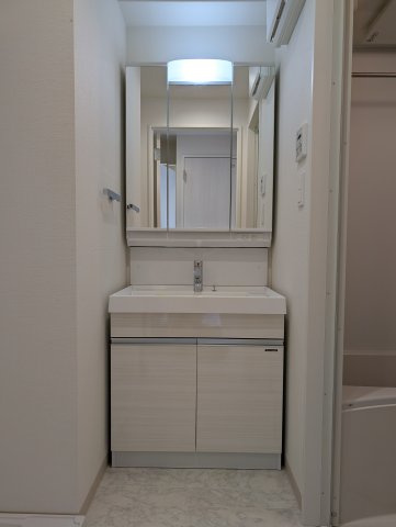 LIVE CASA県庁前の洗面所