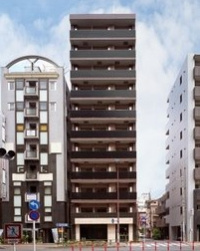 【外観】 | グラントゥルース練馬3 | 鉄筋コンクリート造のがっちりとした建物。