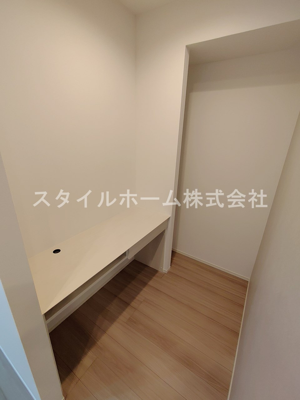 グランヴェール柱の内装