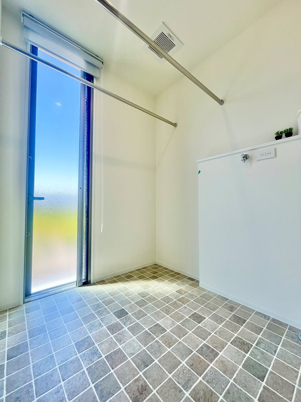 辻堂新築一戸建ての洗面所|ランドリールーム