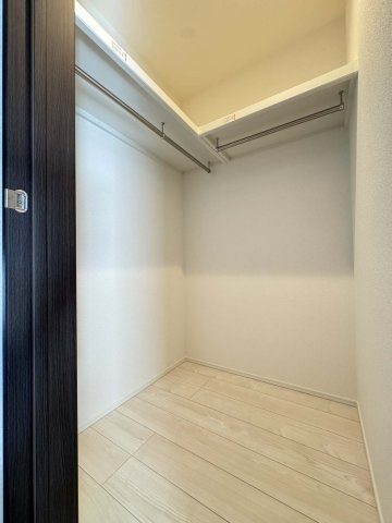 2階には大容量のファミリークローゼット