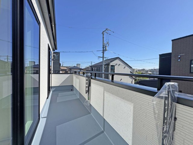 雨の日も安心！インナーバルコニー！
物干しだけでなく趣味など用途いろいろ