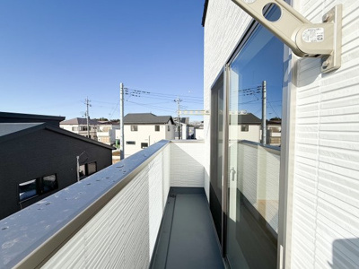 【バルコニー】