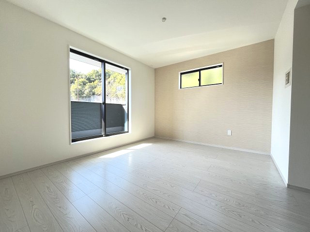 【寝室】 | 福岡市城南区友丘4丁目1期　2号棟（全3棟）【仲介手数料無料・0円】 | 施工例。施工例は完成時と異なる場合があります。