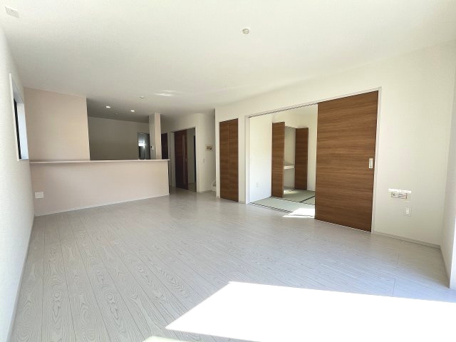 【外観】 | 福岡市城南区友丘4丁目1期　2号棟（全3棟）【仲介手数料無料・0円】 | 現地写真。同じ物件を見るなら、プラス不動産販売にお任せ下さい。