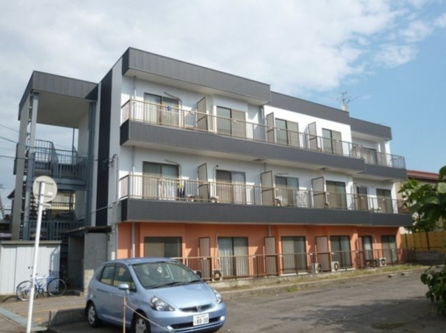 富山市西中野町2丁目　一棟売マンション