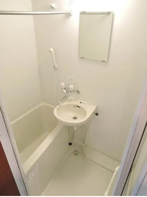 【浴室】 | ロイヤルクロス