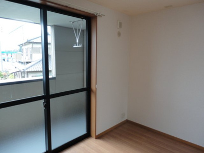 【バルコニー】 | mulberry（マルベリー） | 洋室