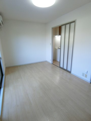 ヴィラージュの居間・リビング