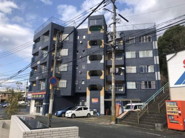 北九州市八幡東区西本町１丁目　一棟収益マンションの外観
