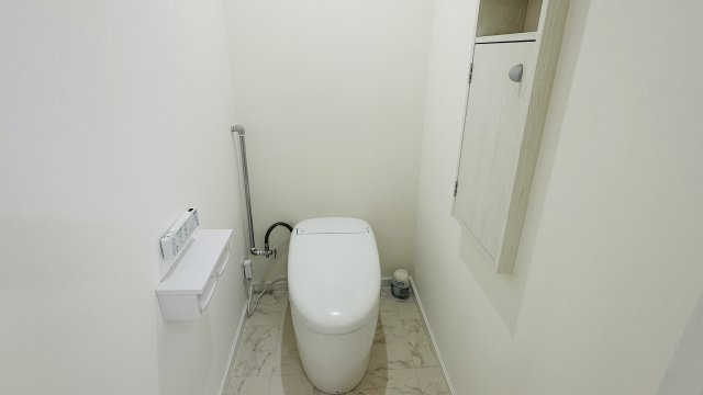 【動画付き】軽井沢 フルリフォーム済 中古マンションのトイレ