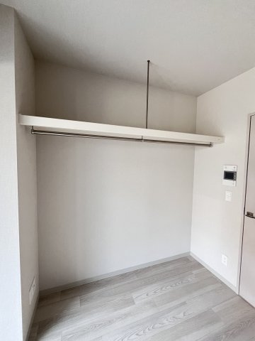 大阪市都島区内代町１丁目の賃貸マンションの収納