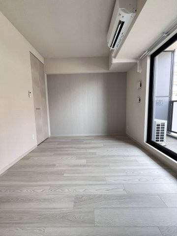 大阪市都島区内代町１丁目の賃貸マンションの居間・リビング