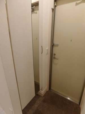 【玄関】 | ヴィア・ラッテア