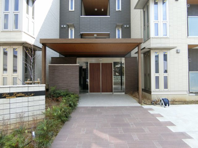 【エントランス】 | ヴィア・ラッテア