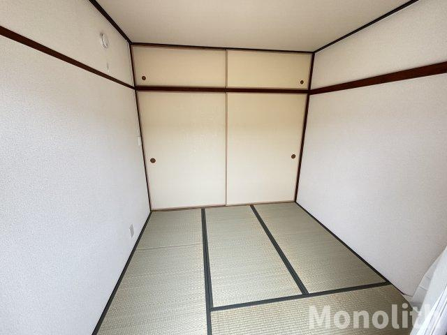鶴山台21号棟の和室