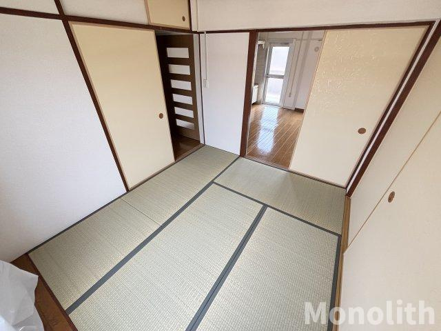 鶴山台21号棟の和室