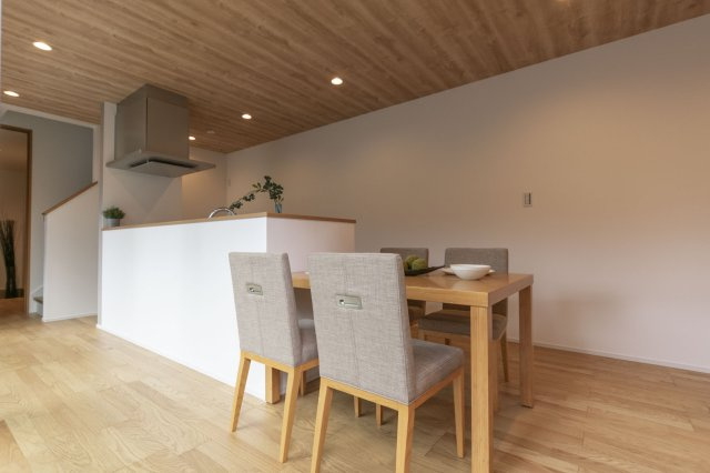 大津市梅林2丁目　新築戸建