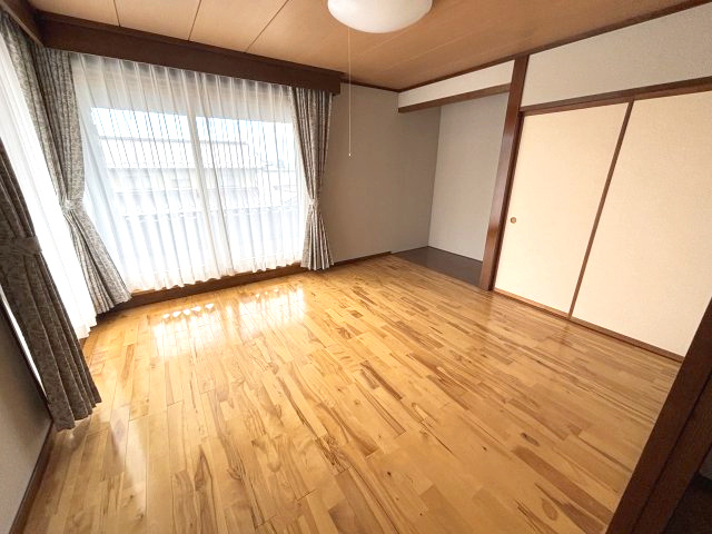中古戸建　上高井郡小布施町小布施の洋室