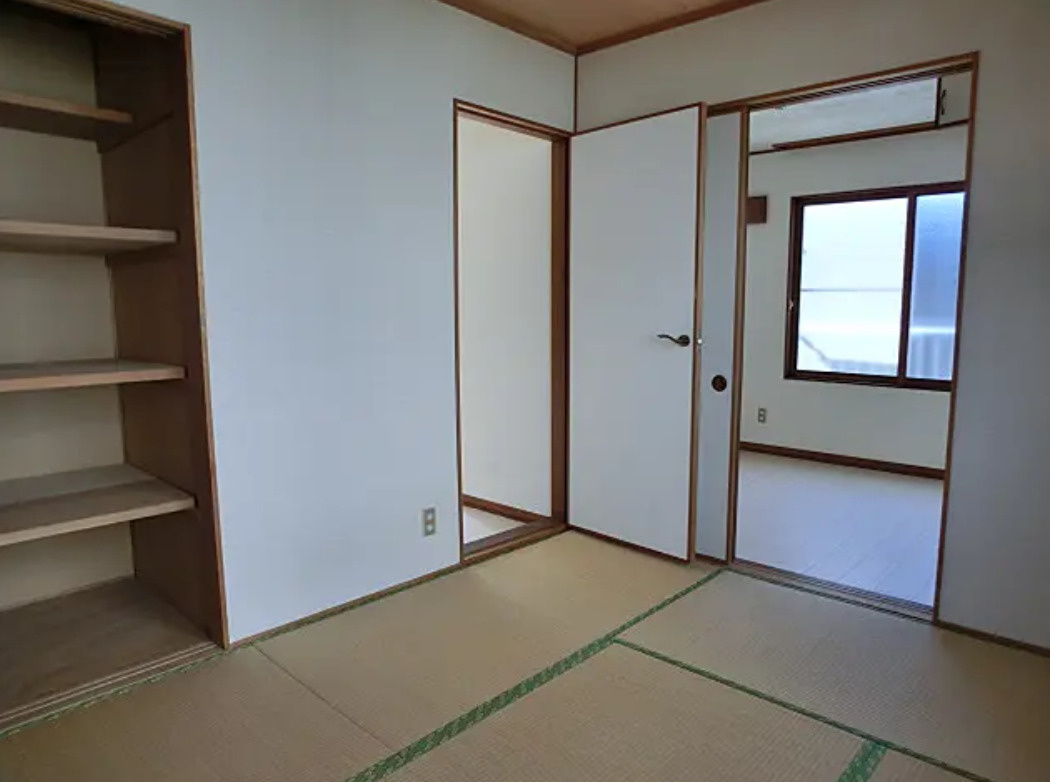 札幌市豊平区西岡二条４丁目　一棟収益マンションの和室