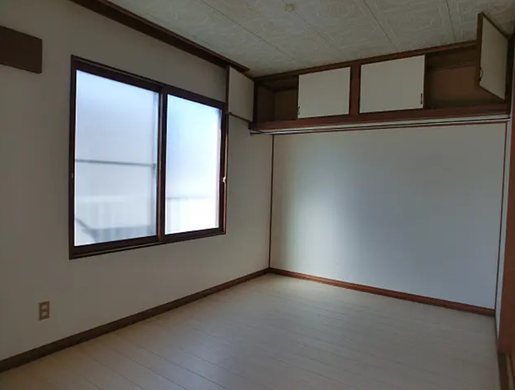 札幌市豊平区西岡二条４丁目　一棟収益マンションの和室