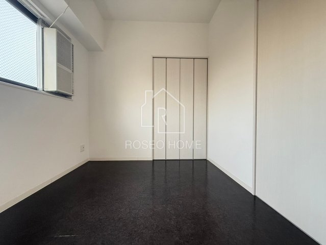 AM夕陽丘セカンドの洋室