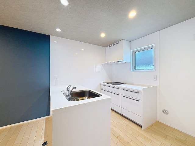 ストーンヒルズ南栄町（メゾネット）のキッチン