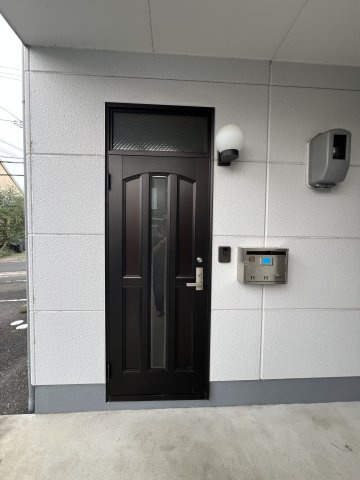 アーバンハイツ中道の玄関