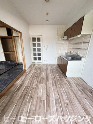 【居間・リビング】 | ローレル蛍池