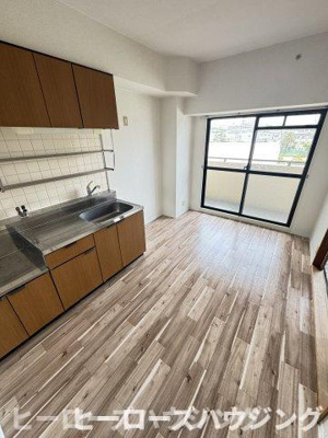 【居間・リビング】 | ローレル蛍池