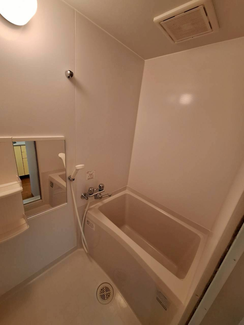 メゾン　リヴィエールの浴室