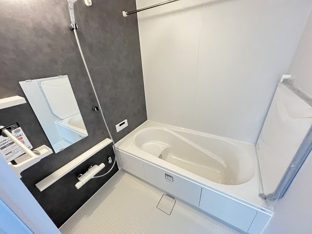 【浴室】 | 春日市千歳町2丁目2期　1号棟（全1棟）【仲介手数料無料・0円】 | 現地写真。浴室です。