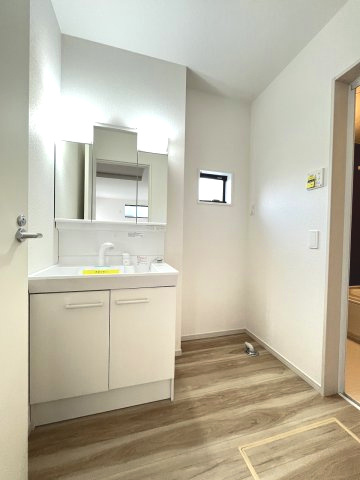 【洗面所】 | 春日市千歳町2丁目2期　1号棟（全1棟）【仲介手数料無料・0円】 | 現地写真。