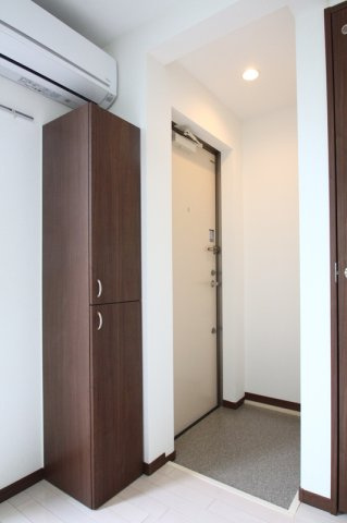 板橋区稲荷台のアパートの玄関